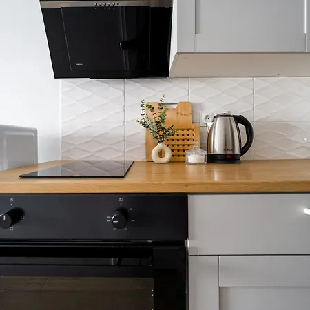 Urban Nest, Przytulne W Centrum Apartment *